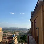 דירה Casa Di Caro *