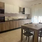 Casa Di Caro דירה *